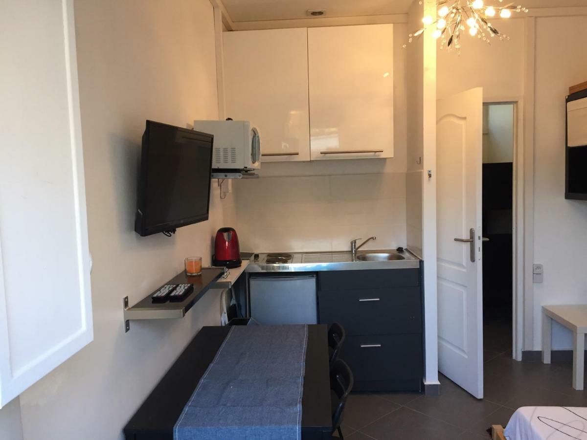 Asklan Apartment Bormes-les-Mimosas Bagian luar foto