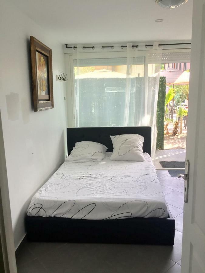 Asklan Apartment Bormes-les-Mimosas Bagian luar foto