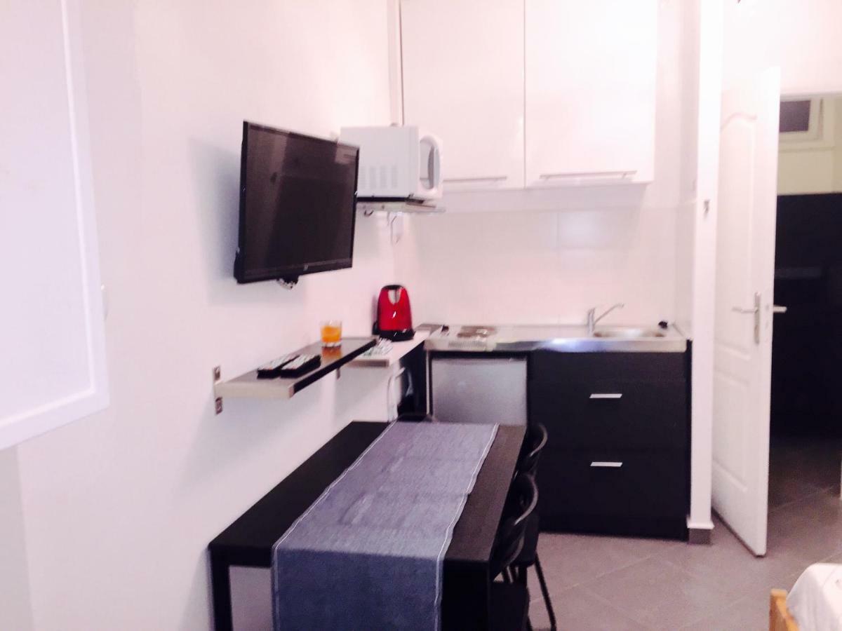 Asklan Apartment Bormes-les-Mimosas Bagian luar foto