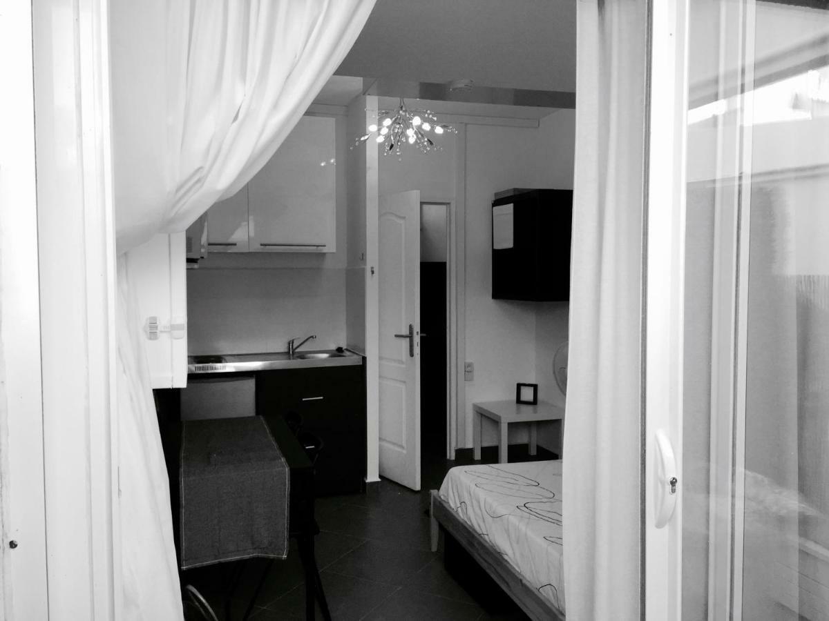 Asklan Apartment Bormes-les-Mimosas Bagian luar foto